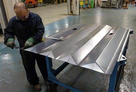 Hochpräzisions CNC-Metallplatten-Stampen-Fabrikationsteile Toleranz 0,05 mm
