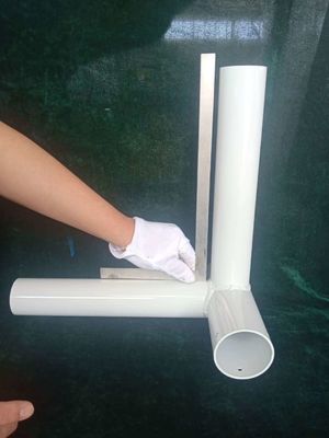 90° Twin Spoke Pole Top Mount Bracket mit einseitiger Struktur und beliebiger Farbe