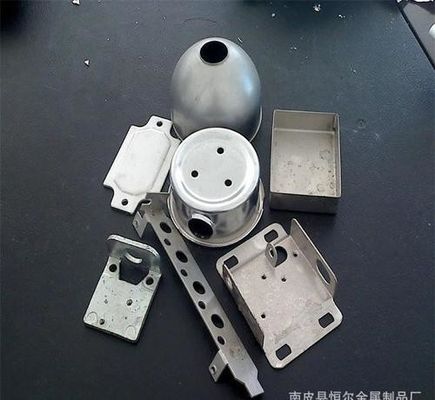 Metallteile für Maschinen und Apparate aus Edelstahl
