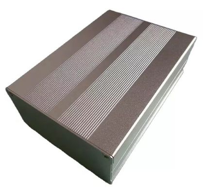 Nickelplattiert, nach Maßstab gestempelt, Stahl, Aluminiumblech, Metallgehäuse, Fahrgestell, Box, Gehäuse
