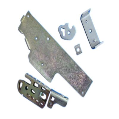 OEM-Blechmetallherstellungsteile Edelstahlklemmen für Fahrzeugkarosserie/Stützfläche