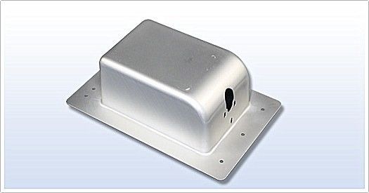 Anpassungsfertigung für Schweißwerkzeugen aus Aluminium zum Schleifen und Laserschneiden