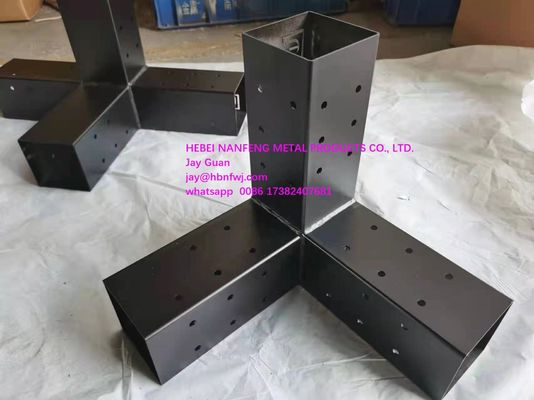 Industrie 3 Wege Stahlarm Pergola Eckhalter für 4x4 Holzpfosten ISO9001 2015 zertifiziert