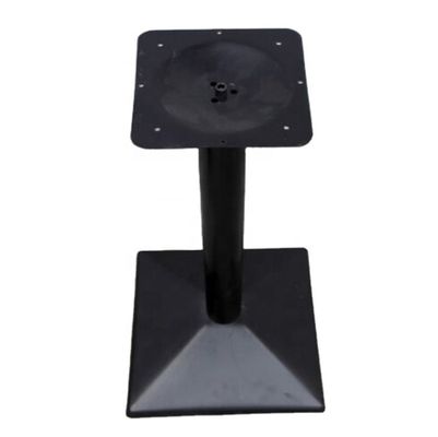 Metallchassis mit schwarzbeschichteter Oberfläche