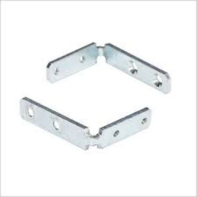 Ein individuell angepasster Metallhalter für Klimaanlagen, hergestellt von Nanfeng Inhouse Inspection.