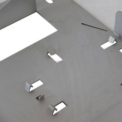 Individuell angefertigte Biegeteile für Edelstahlplatten