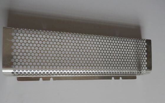 ISO9001 2015 Zertifizierte Edelstahl 316 Präzisionsperforierte Platte durch Stempeln