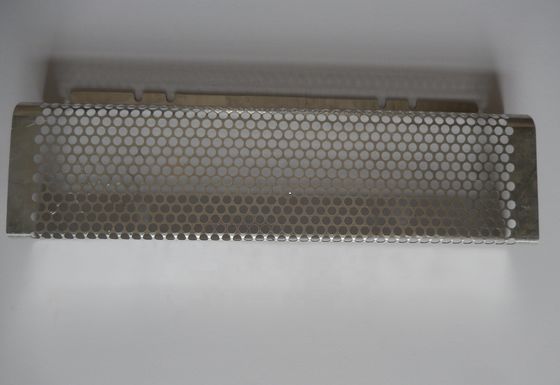 ISO9001 2015 Zertifizierte Edelstahl 316 Präzisionsperforierte Platte durch Stempeln
