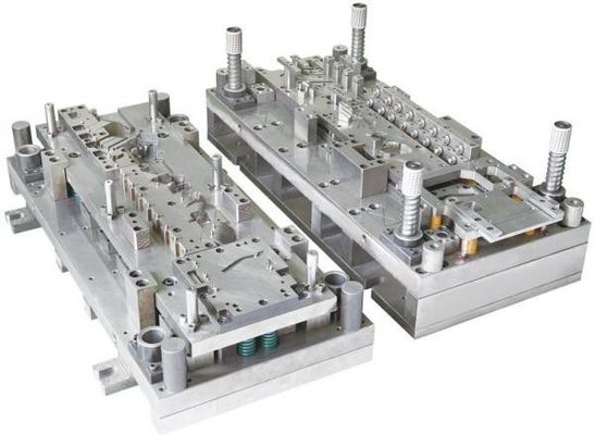 Erschwingliche Präzisions-Metallstempelteile für Automobil- und Solarenergieanwendungen