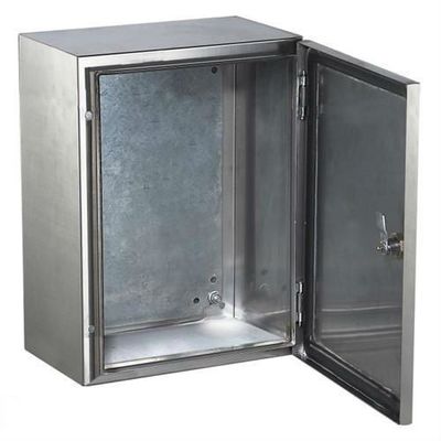 Schwere Aluminiumboxen aus Stahl und Edelstahl