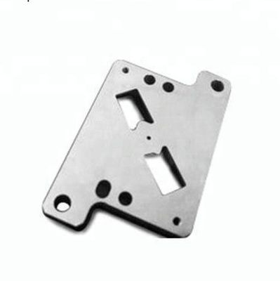 High-Precision Custom Automotive Blechmetall Biege Teile mit Anpassungsmöglichkeiten