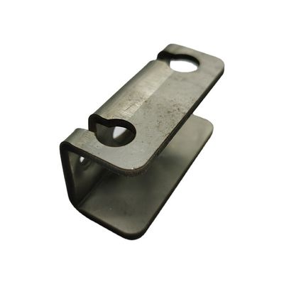 Bietet Stamping Biegen Metallteile Stücke mit Anpassung und 0,5 mm-25 mm Dicke
