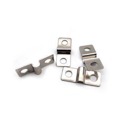Anpassung von kleinen Teilen aus Edelstahl oder Aluminium auf Basis von 3D-Zeichnungen
